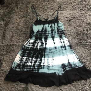 Tie-Dye beach dress.